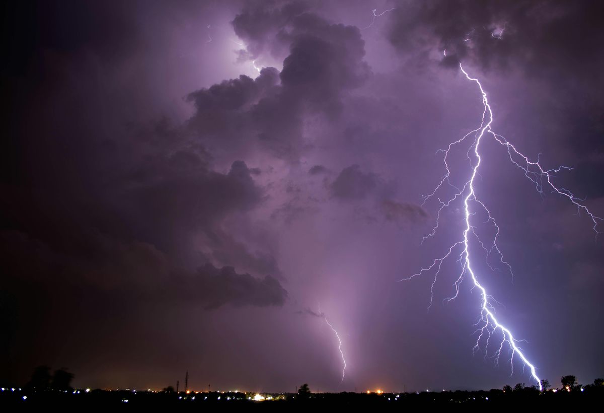 How to Handle Your Dog's Fear of Thunderstorms